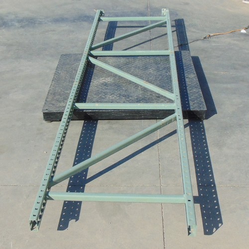 Pallet racking upright x - -,
